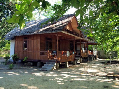 My cottage (the last one) in front of the mangrove in Bunaken